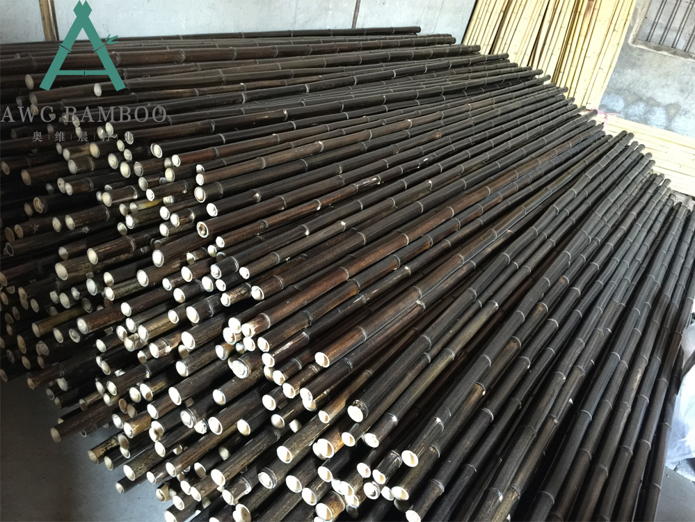 Michaels Bamboo Poles Are a Dime a Dozen